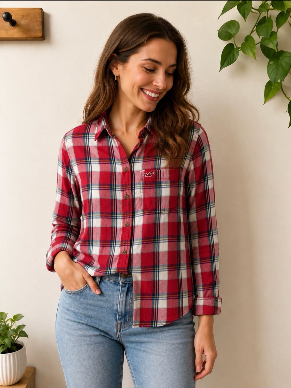 Hollister Red Plaid Button-Down Shirt size M